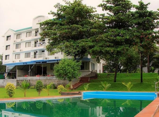 绿谷度假村 Khadoli 外观 照片