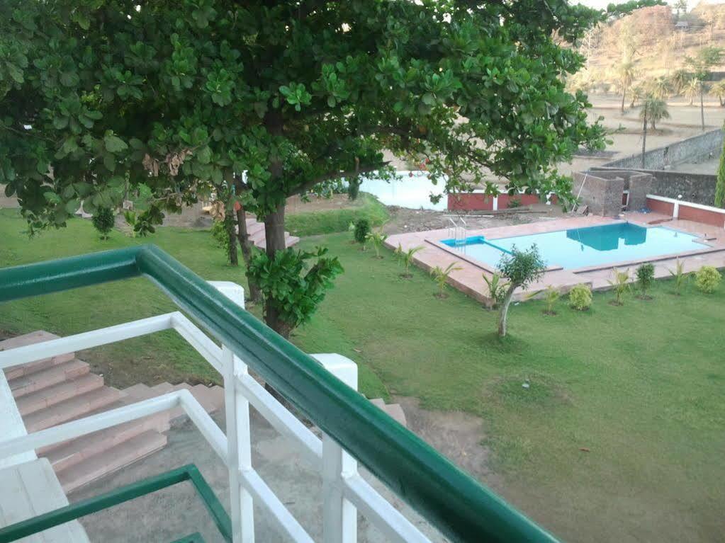 绿谷度假村 Khadoli 外观 照片